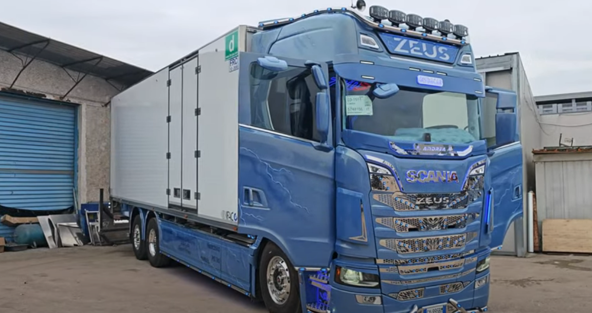 Scania S770 V8
